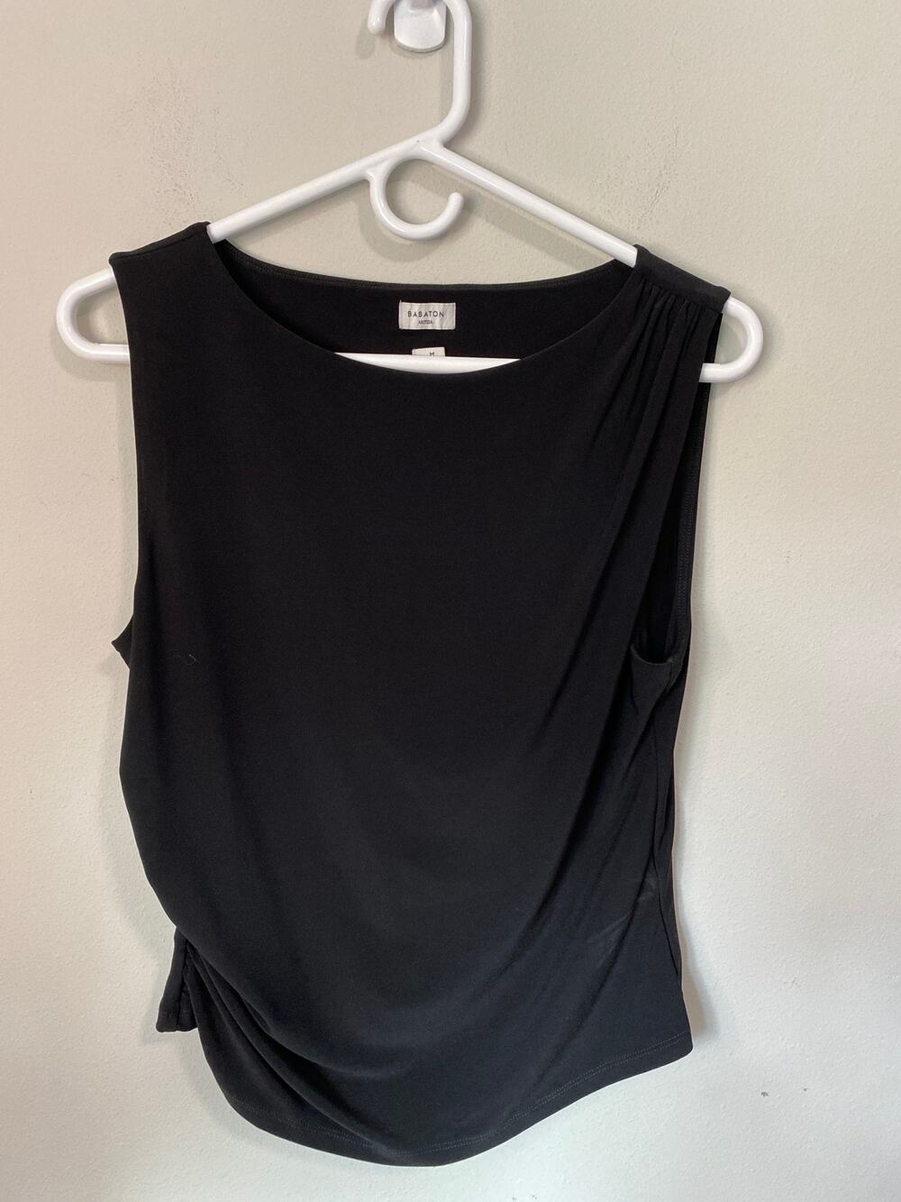 Babaton Aritzia Double Layer Fitted Sleeveless Top Size Medium, Black